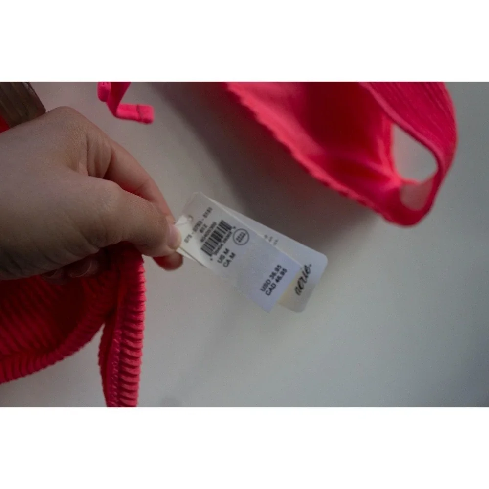 NEW WITH TAGS Aerie HOT PINK Crinkle Halter Cheekiest Bikini Set Size Medium